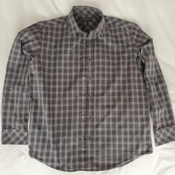 Men's Banana Republic Long Sleeve Button Down Shirt - Picture 2 of 4